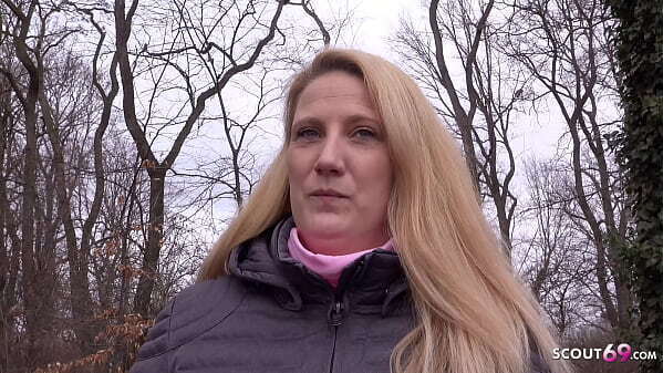 GERMAN SCOUT CURVY MILF SABRINA PICKUP ROUGH STREET CASTING FUCK BERLIN