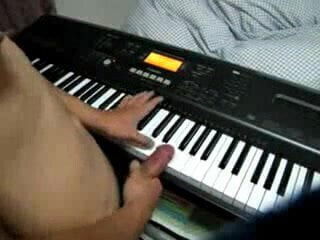 Piano played with my cock