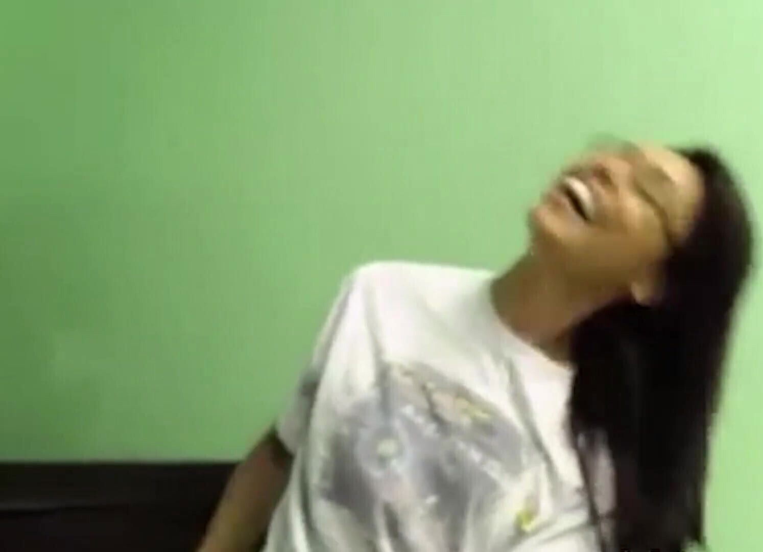 Sexy Indian College Girl’s Boobs Fondled