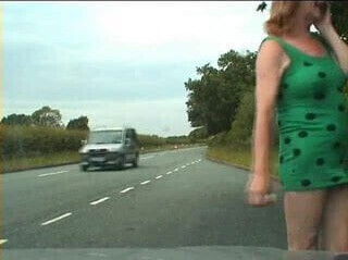 outdoors exhibitionist tranny hooker flashes pretty