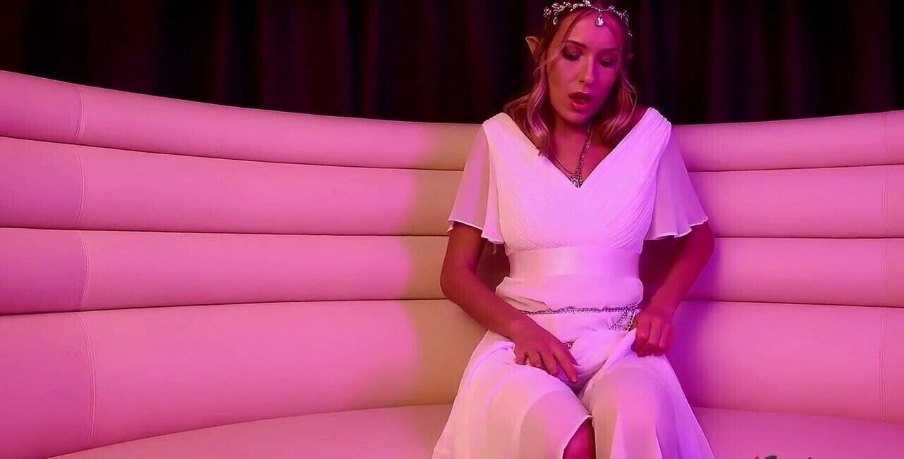 iStripper girl Angelika Grays