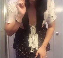 Keys, Hearts, Bows, Stars Outfit Video