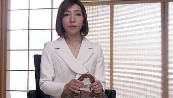 初撮り人妻ドキュメント 華村千裕