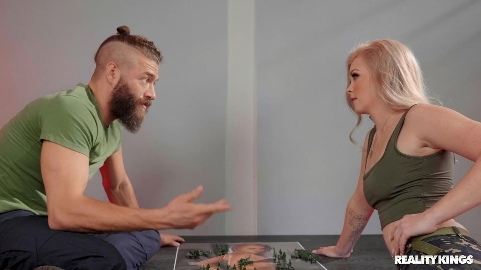 blonde handles guy's long steel charming modes