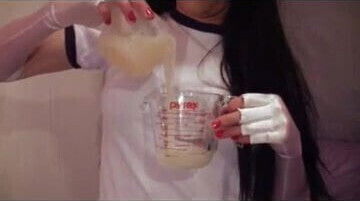 deepthroating dildo with loads lubep