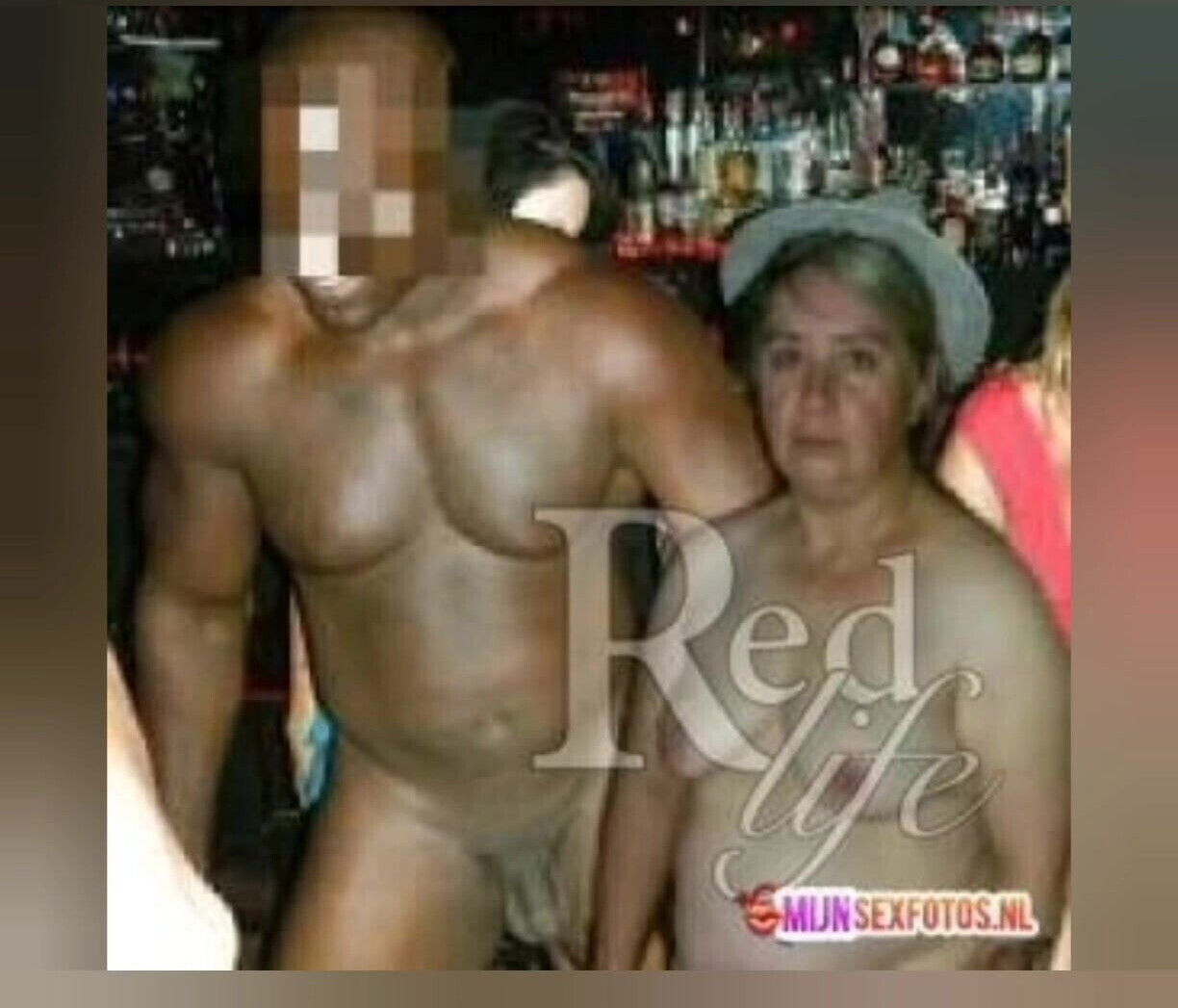 Tanja beim Ficken ohne Tabus Gummi