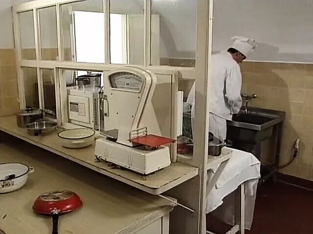 Service full German movie