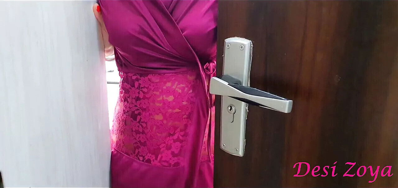 Lockdown Special Zoya Fucked Landlord Free Rent