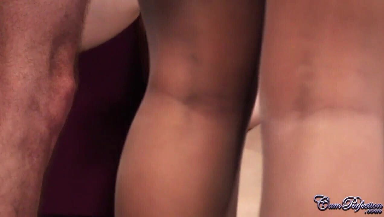 Busty chav slag bukkake