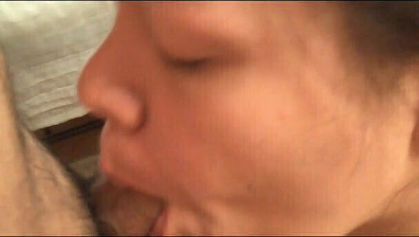 Married coworker gives blowjob with happy ending