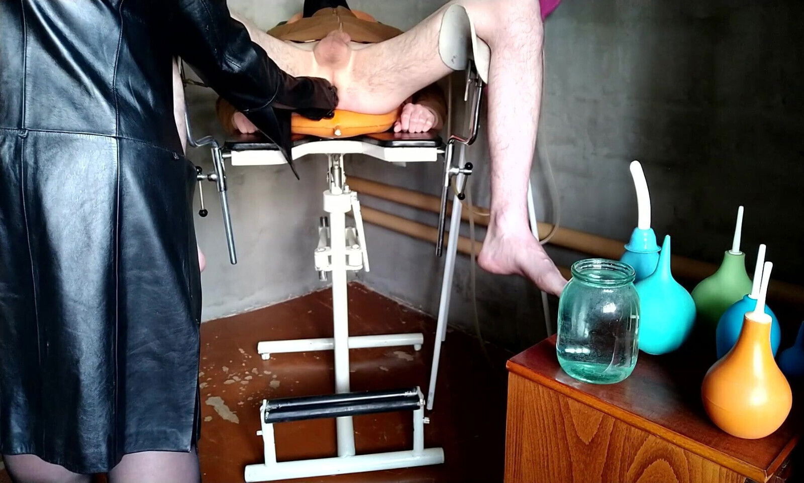 Mistress washes slave's with different enema bulbs