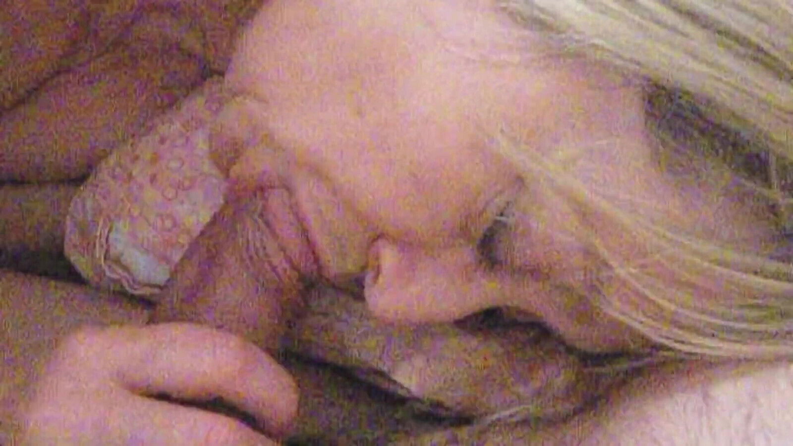 Homemade cumshot mouth swallow Part