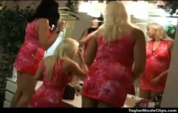 Tall women tiny girl height comparison