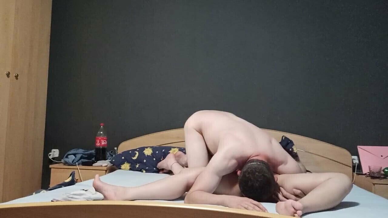 Young stepmom share with