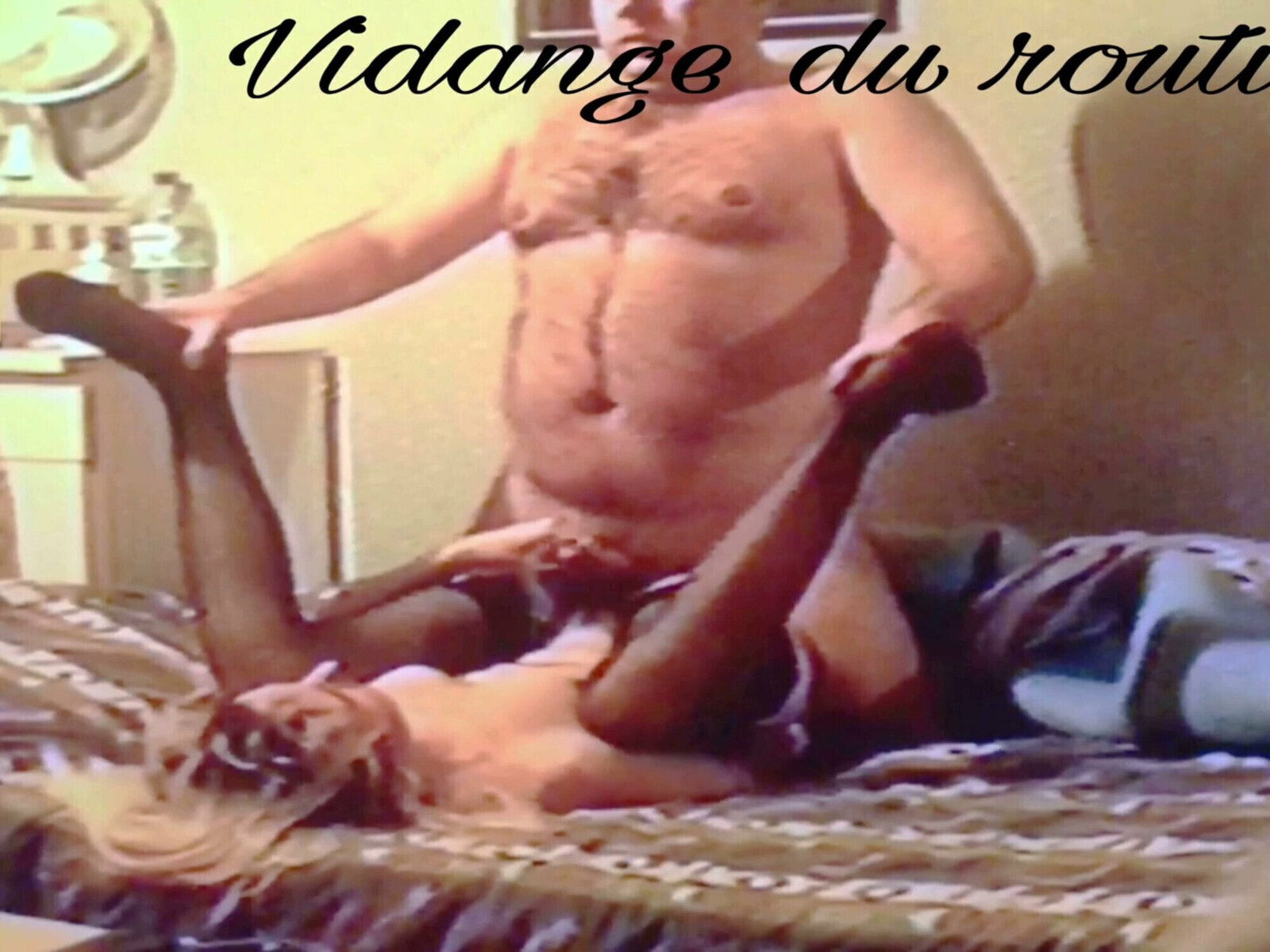 Blondasse fait arroser inconnu