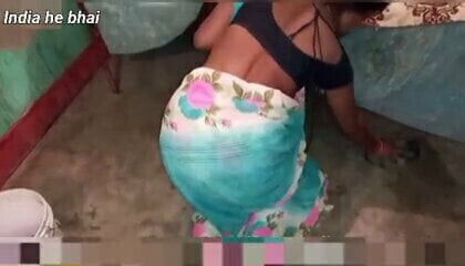 Kaam wali aunty malik choda