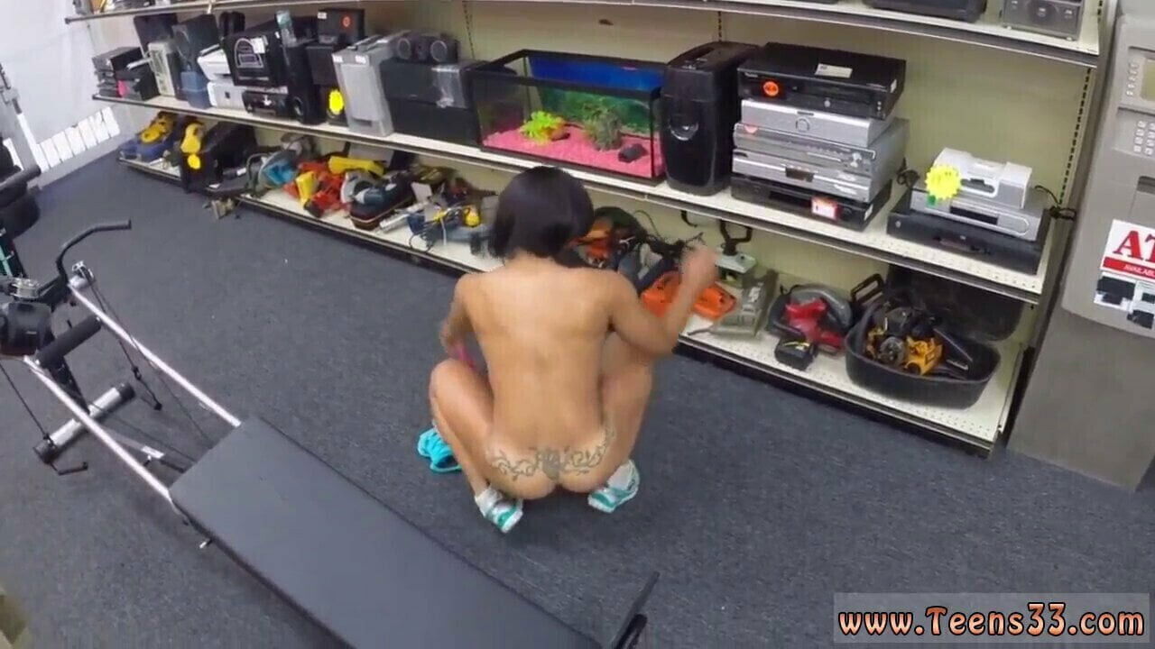 blowjob blonde Muscular Chick