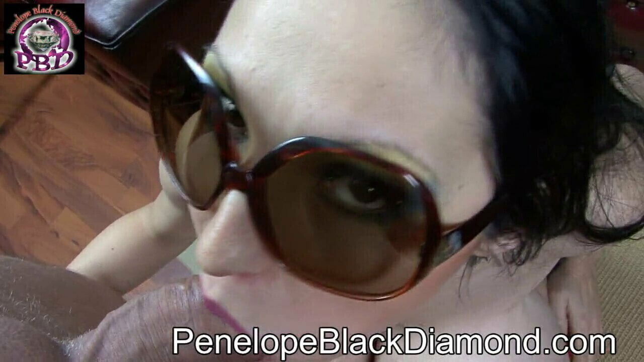 Penelope Black Diamond Blowjob+Brille 01.01.2008HDv