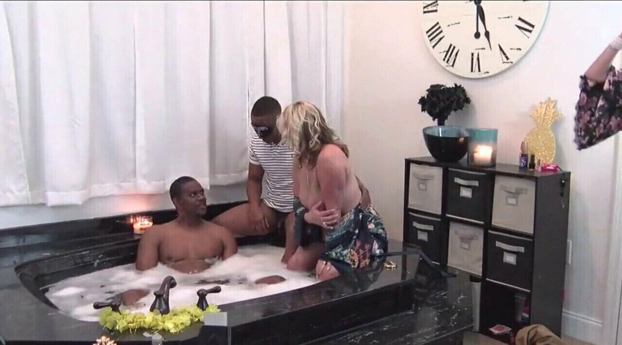 interracial jacuzzi four some with hardcore blowjobs pornsta