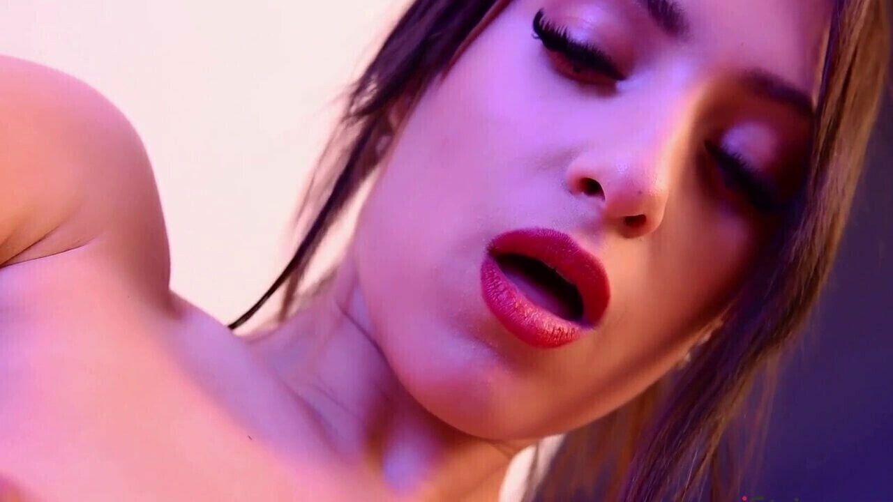 iStripper girl Mishel Dark.