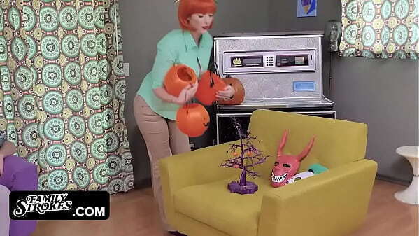 Peter Griffin Takes Step Daughter Griffin'_s Virginity Family Porn Parody