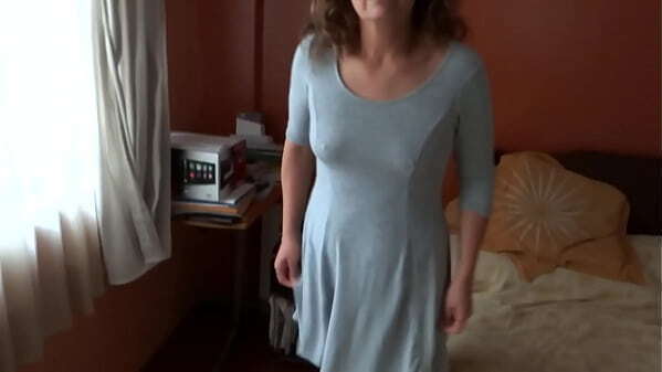 Latina mother shows front nephew'_s friend, caresses, masturbates, intense orgasm shows asks fuck