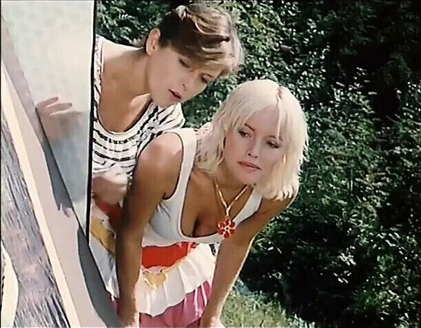 Flying Skirts (1986, France, dub, full movie, rip)