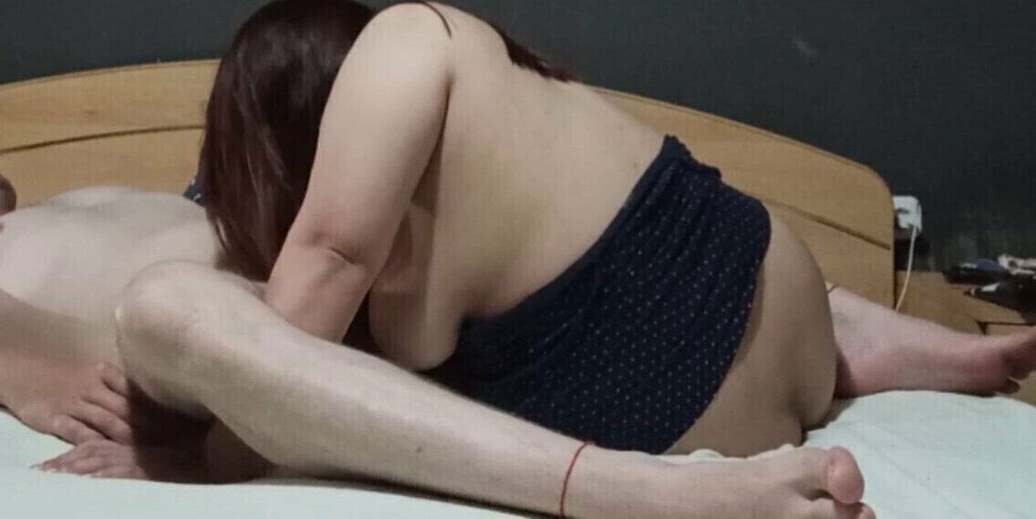 Asian wife suck hubby's