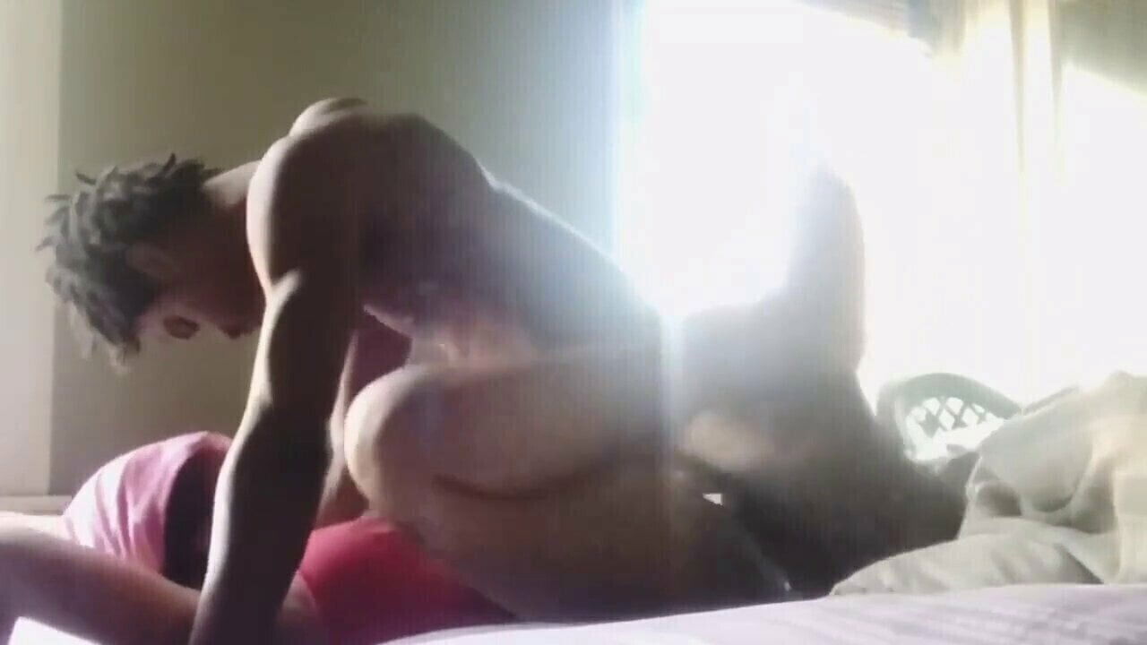 fucking follow recklesslyaqueen.