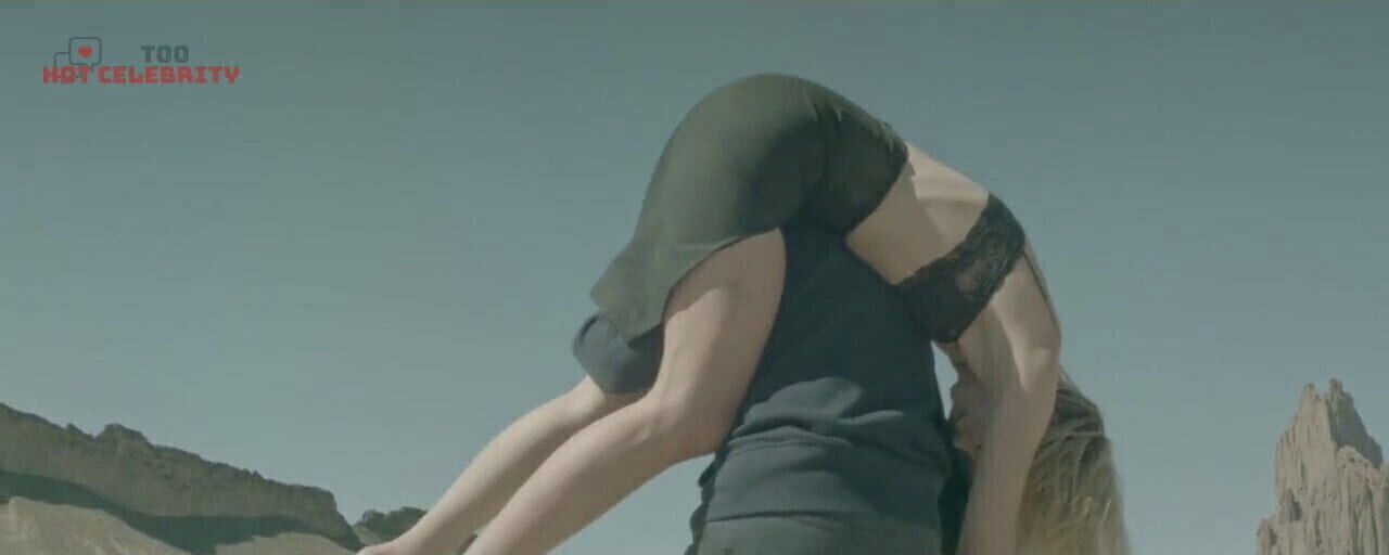 Jena Malone Bottom World 2017