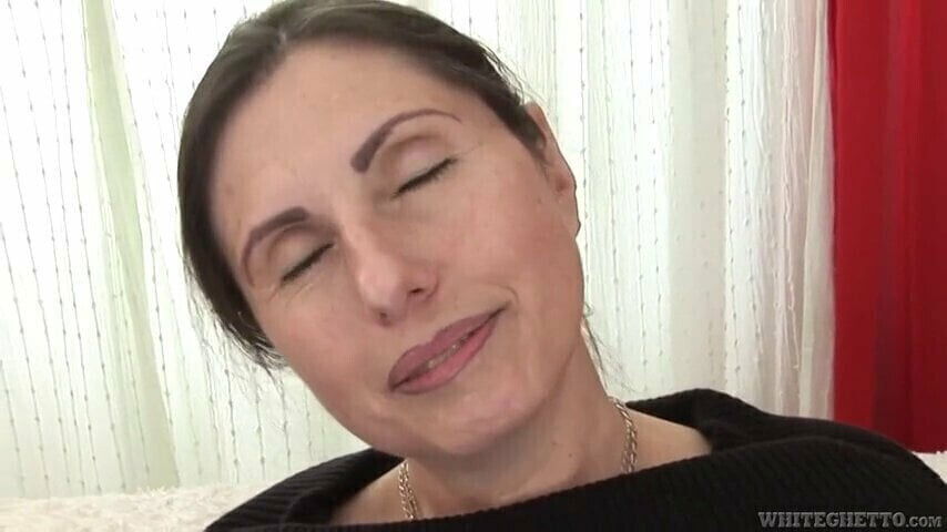 lovely Hungarians making lesbian love