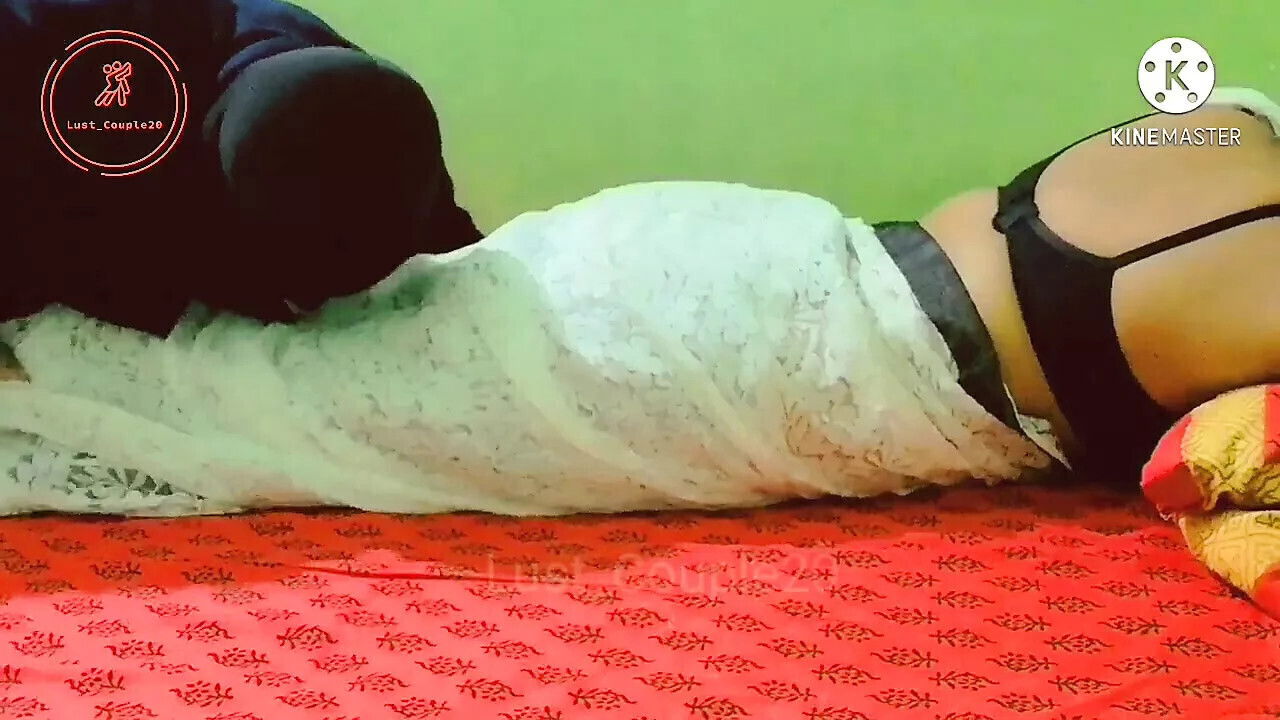 Busty Indian Wife Seducing White Saree!