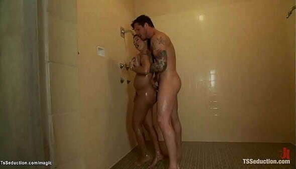 Player fucked shemale lockers