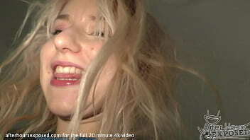 pretty blonde spinner sucking while vacation croatia