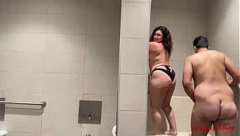 Colombian slut gets impregnated lucky rest area! Paisa gets surprise creampie