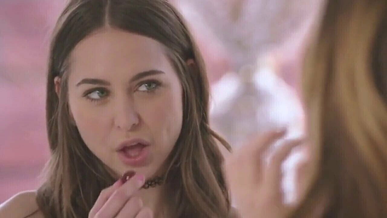 celebrity riley reid shares boyfriend with carter