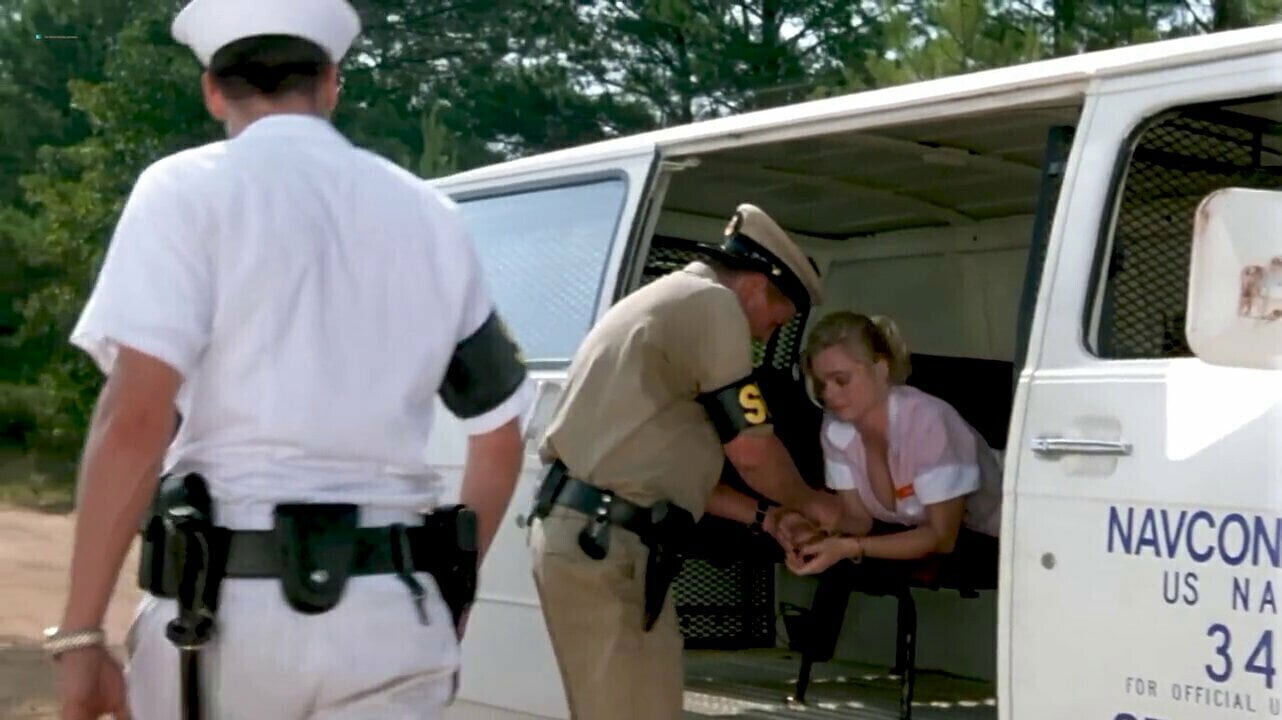 Erika Eleniak Chasers (1994)