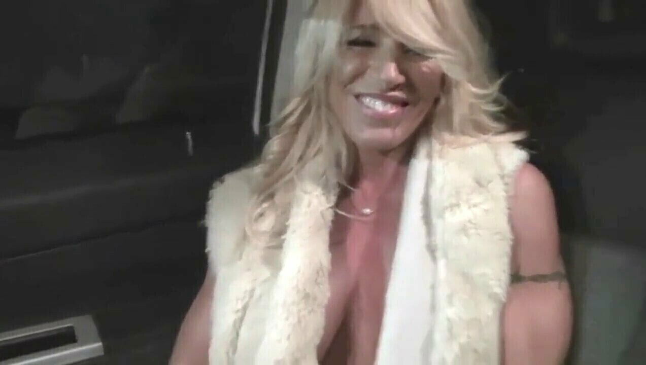 fetish massage milf hunter gina west levi cash doing