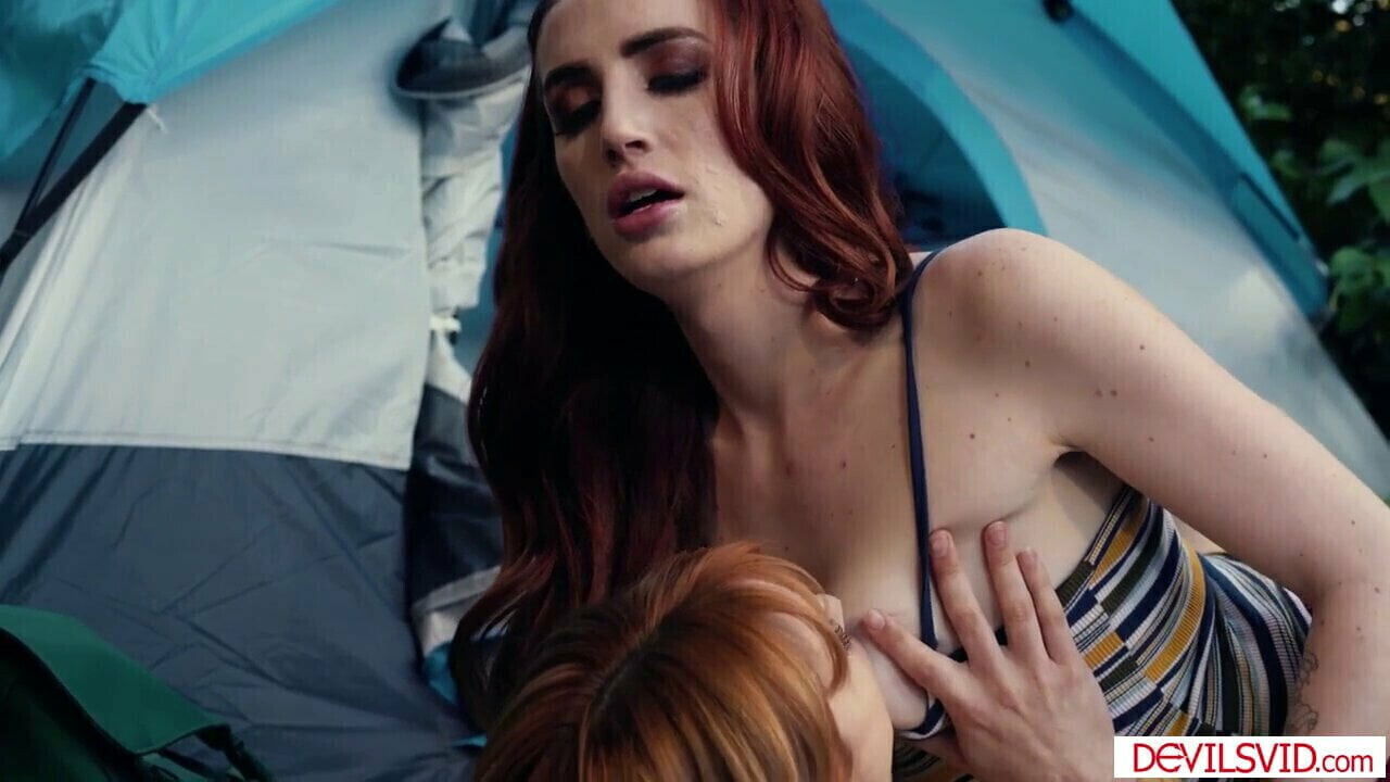 Redhead lesbian licking then fisting bff’s shaved pussy