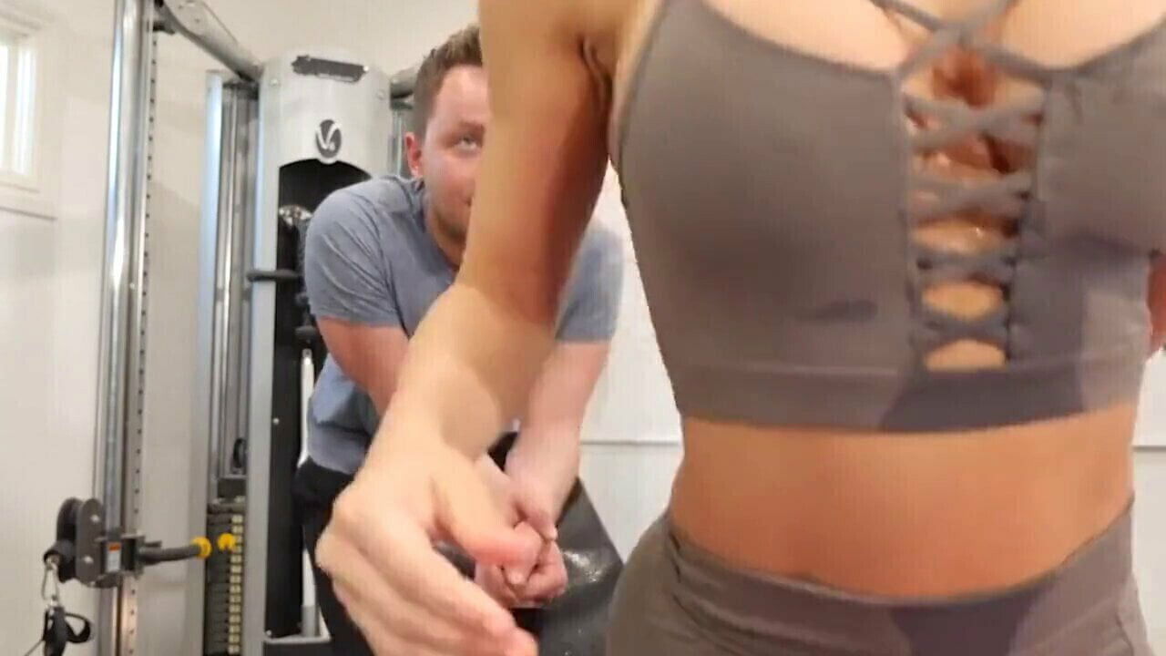 snapchat juicy cherie deville grinds plump pussy