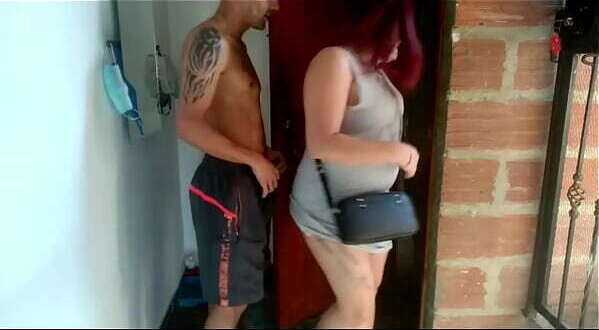 cu&ntilde_ado hecha rapidin puerta casa antes irme trabajar esposo casi descubre medellin colombia