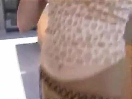 Heidi display her hairy pussy in Public