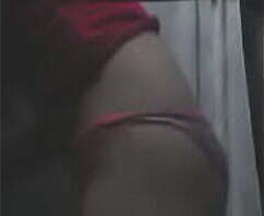 La tia ba&ntilde_&aacute_ndose