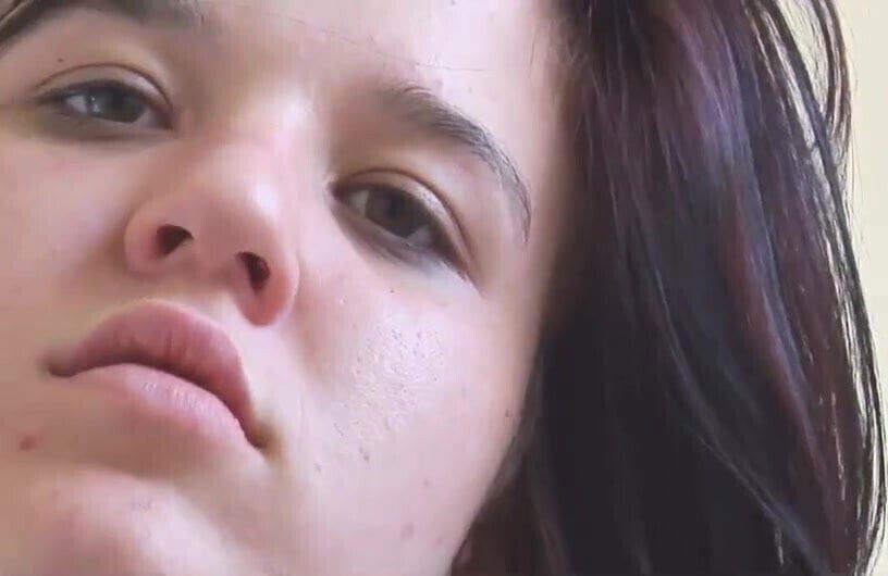 BRUNETTE LAURIEN HAIRY PUSSY