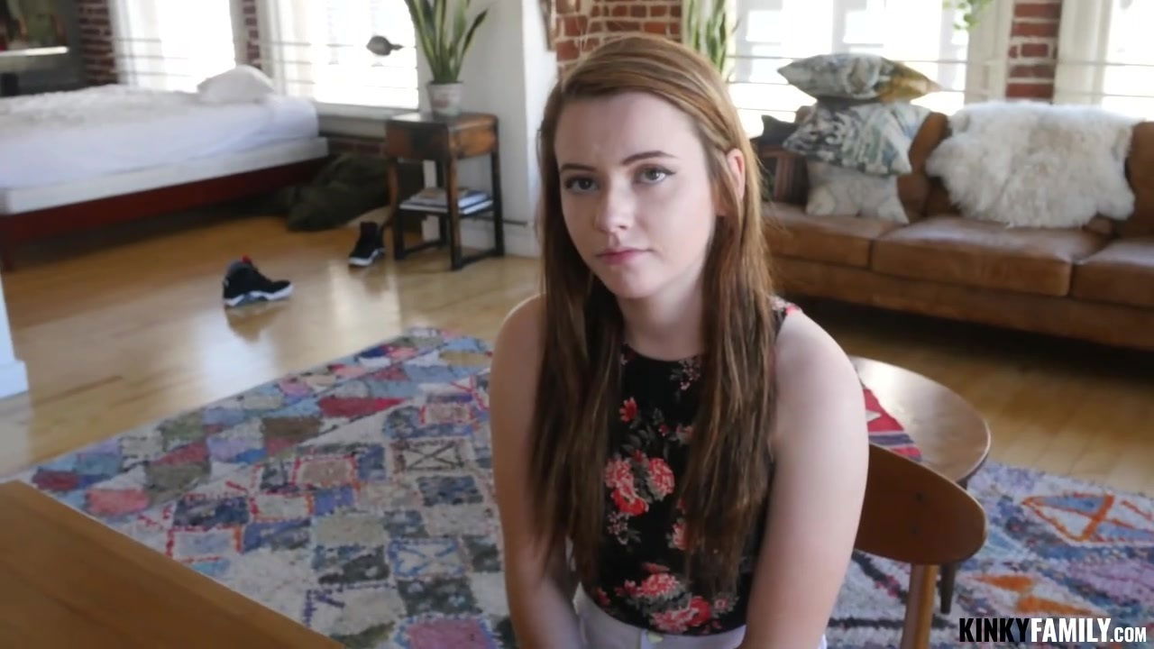 Naturally curvy stepsister Karlie Brooks more than willing fuck