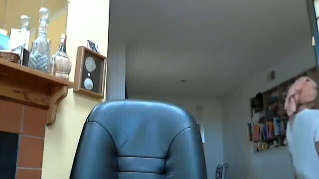 Hot Lady and her sexy Feet 3