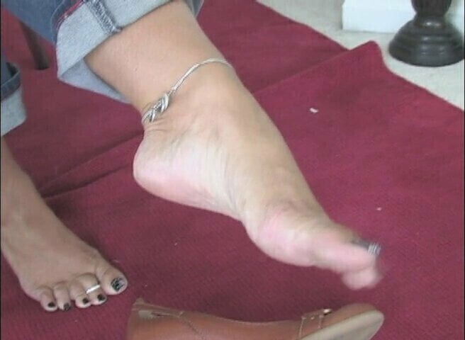 200. Admitting Foot Fetish