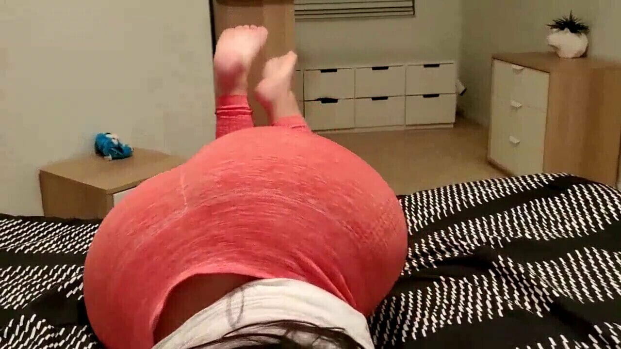 RENDKIVUL HATALMAS SEGG KIBASZOTT KAKAS