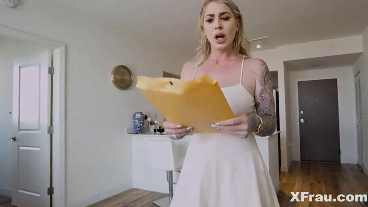 Riesige Boobed Milf Dames Milks Stepson