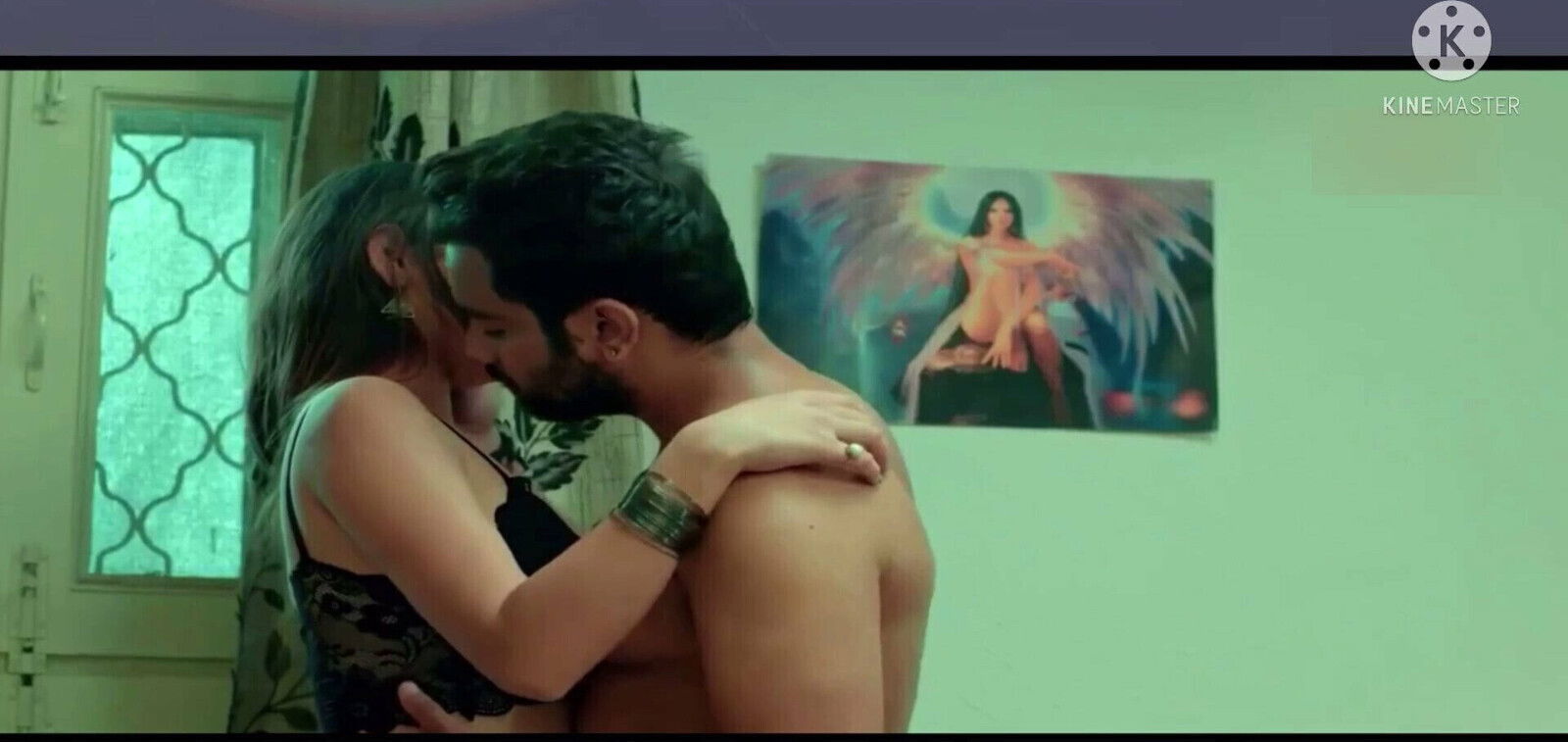 Couple invite girl threeway